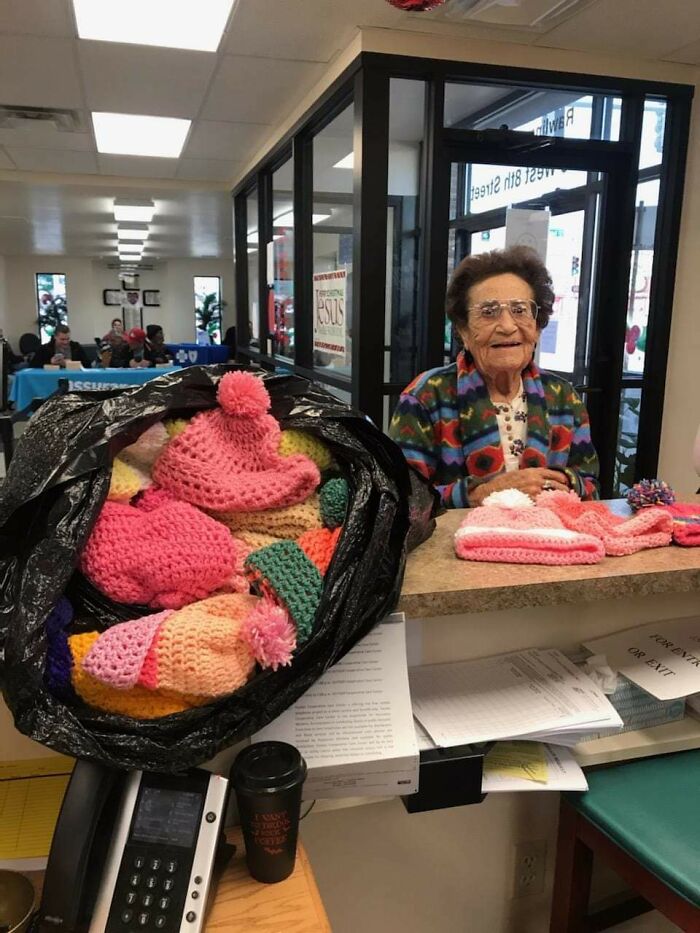 She Crocheted All These Hats For A Local Shelter! It's Absolutely Incredible! Happy Holidays Everyone :)