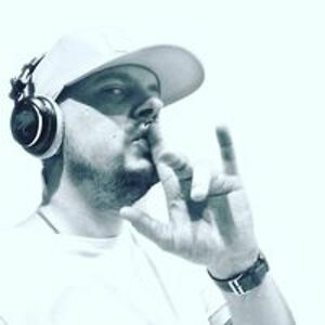 andi_aka_hello_kitty avatar