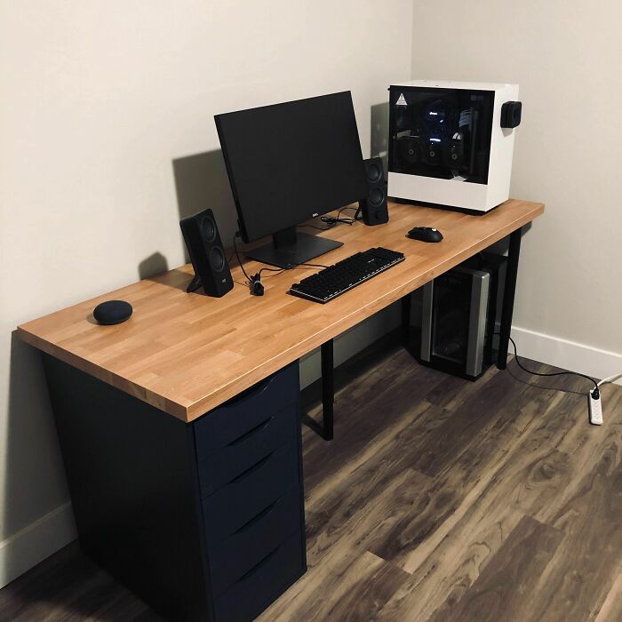 Just Moved Into A New Place And Needed A New Desk For My New Home Office. This Setup Was $185 Well Spent!