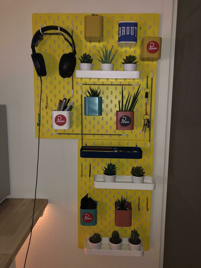 IKEA Skådis And Some Spraypaint