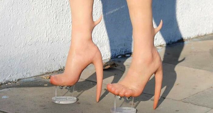 Estos son unos zapatos de piel que valen 10.000 dólares, están hechos de silicona pero son 100% espeluznantes