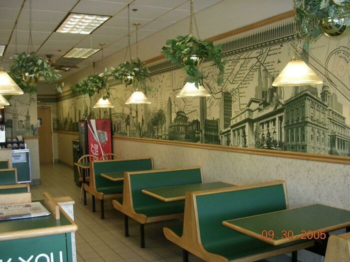 Classic Subway Restaurant Wallpaper