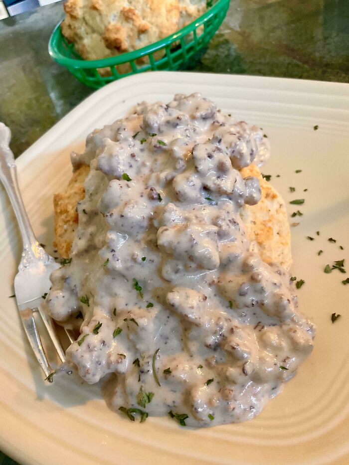 It's 7° Here On The New Hampshire Seacoast. Creating Comfort Food Is Essential To Mental Wellness. Here Is My Sausage Gravy & Biscuits