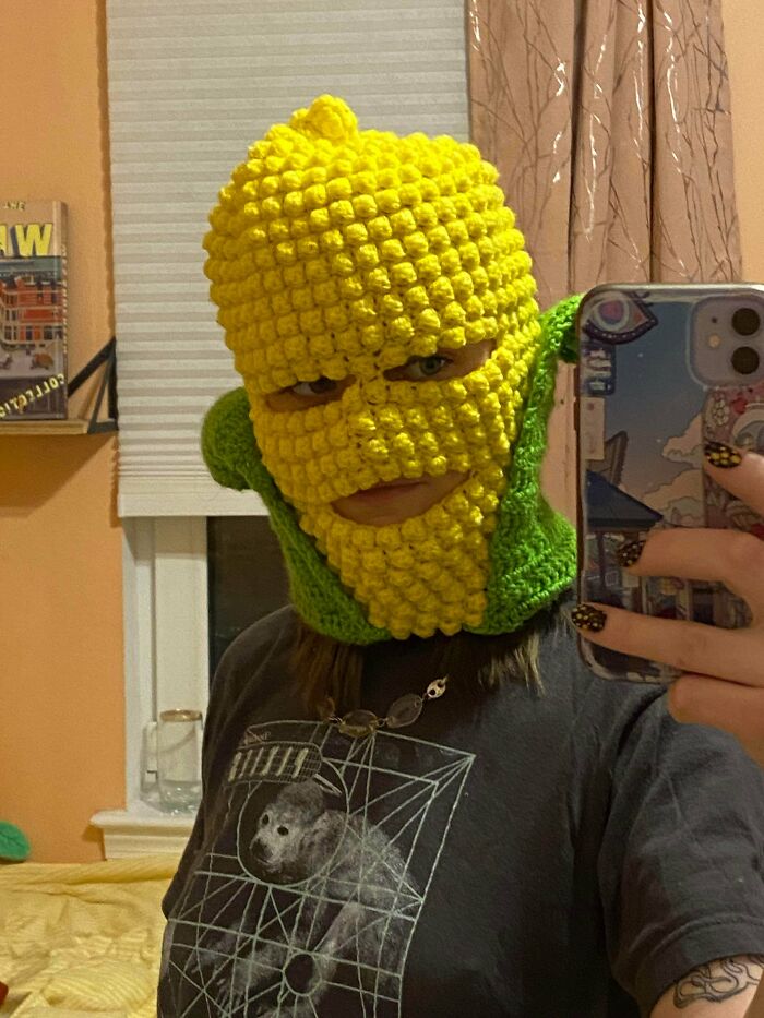 Hice esta máscara de ski con forma de maíz