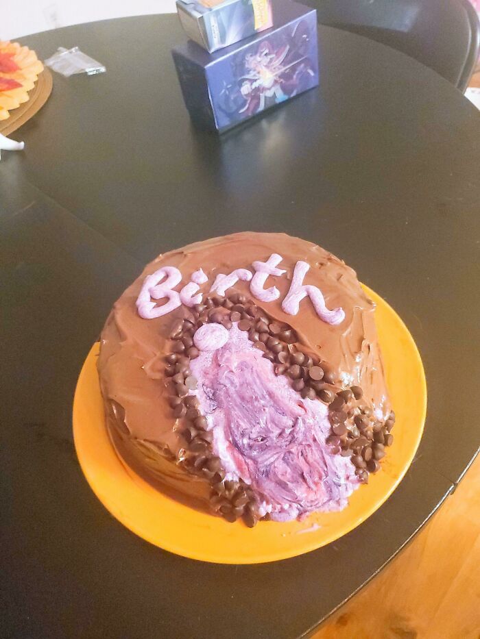 Accidentally Made A Vagina Cake For My Friend's Birthday. (It Was Supposed To Be A Geod)
