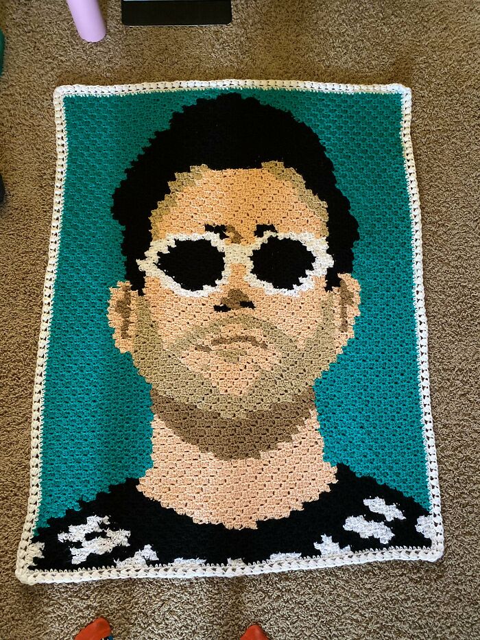 I Can Now Safely Post The David Blanket I Made For My Mom, Who Is A Huge Schitt’s Creek Fan!
