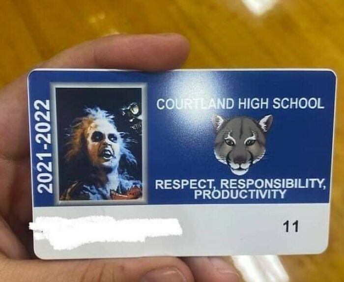 People Don't Usually Like Their Id Pics, But These 35 Are Hilarity On Another Level