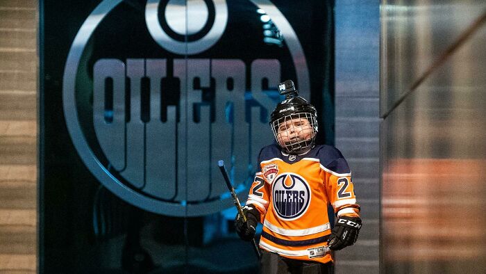 This Is Ben Stelter, He Has Brain Cancer The Edmonton Oilers Took Him In As One Of Their Own, Letting Him Attend Practices, Hang Out With The Players, And He’s Been Given Season Tickets To The Remainder Of The Oilers Playoff Run. He’s A Huge Fan Of The Oilers, And The City Has Treated Him Like A King! Photo From Nhl.com