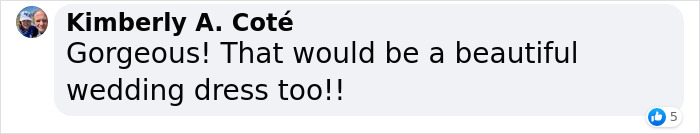 Teen Makes Her Prom Dress Herself And Uses Pages From Old Harry Potter Books As Its Fabric Teen Makes Her Prom Dress Herself And Uses Pages From Old Harry Potter Books As Its Fabric