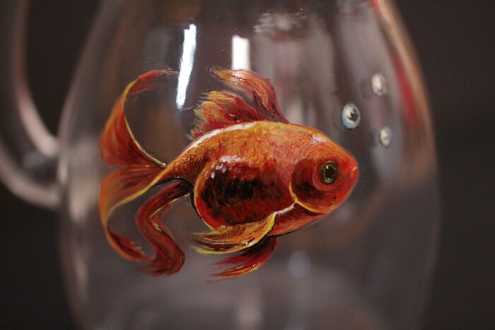 Glass Creatures - Amazing Realistic Animals Painted On Glasses (34 Pics)