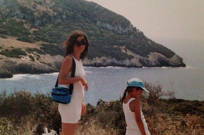 Summers By The Beach With My Mom : 7-8 Years Old. Time Felt Infinite Back Then
