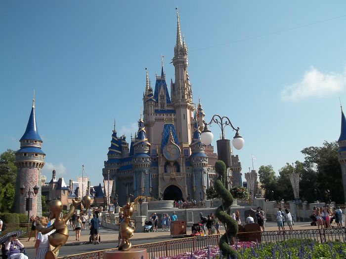 Trip I Took With My Family To Disney World. (Magic Kingdom)