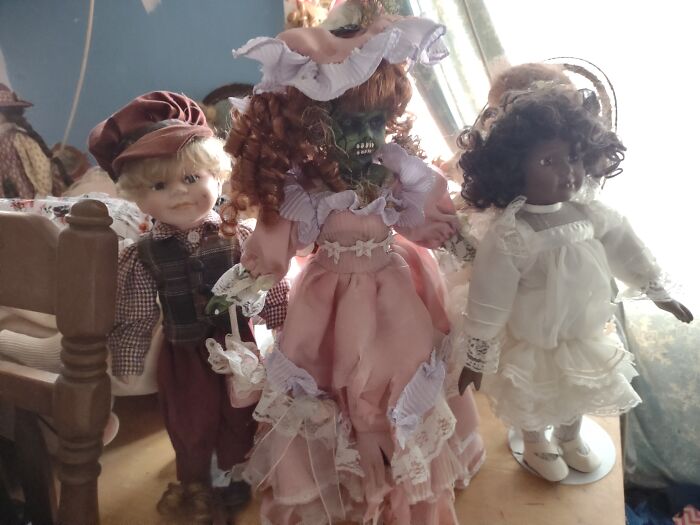 100% The Porcelain Doll Collection