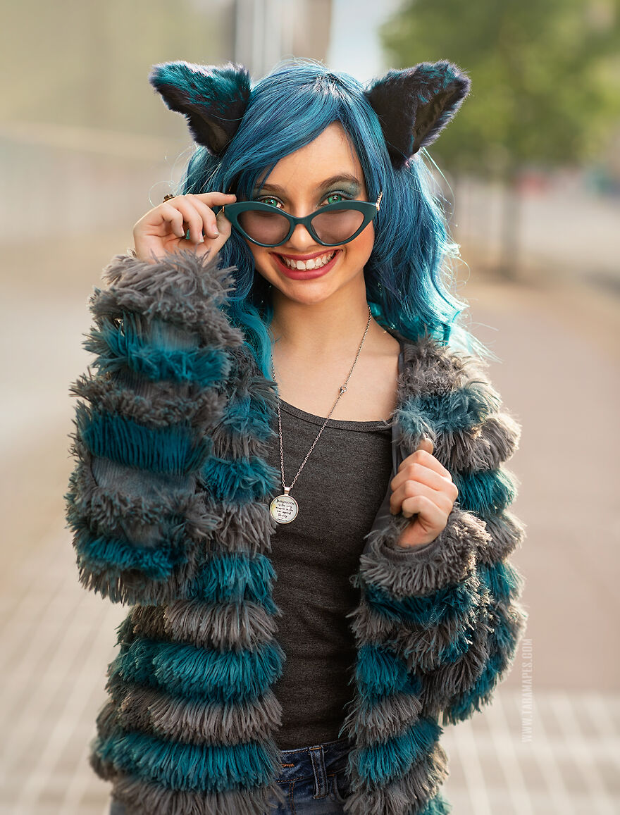 Modern Alice: I Photographed People As Alice In Wonderland Characters Hanging Out In The Modern World (23 Pics)