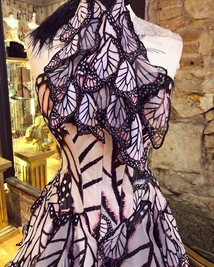 Meet Bibiana Berenguer's Amazing Butterfly Dresses (Interview With Artist)