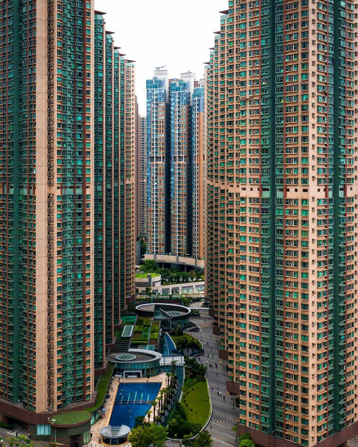 Photographer Shows Hong Kong Like Never Before