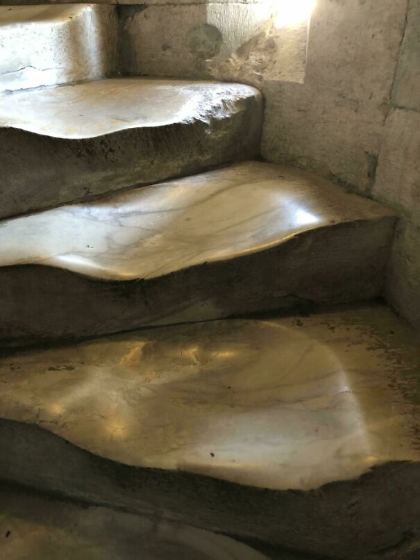 Pisa-steps-inside-62824085bb2cb.jpg
