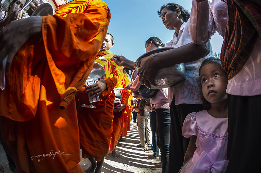 The Home-Leaving For Filial Piety Towards Grandparents And Parents Is A Beauty In The Community Of Young Khmer Buddhists