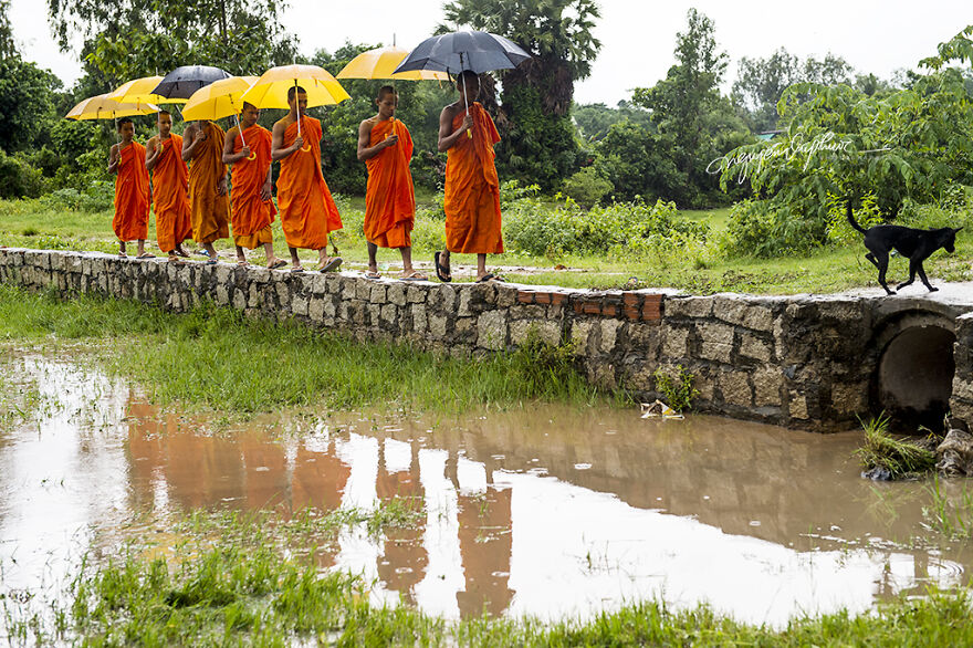 The Home-Leaving For Filial Piety Towards Grandparents And Parents Is A Beauty In The Community Of Young Khmer Buddhists