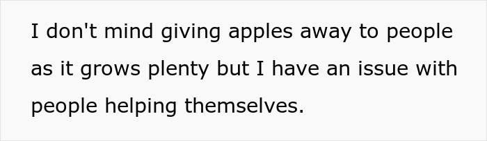 “AITA For Not Removing A Tree From My Property As My New Neighbor Demands?” “AITA For Not Removing A Tree From My Property As My New Neighbor Demands?”