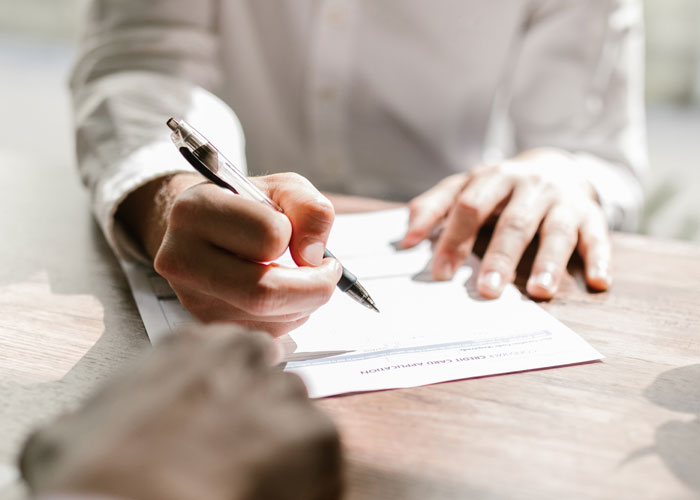 Boss Pressures Teacher To Sign Document That Decreases Their Pay, They Maliciously Comply And Get Themselves A $3,500 Raise Instead Boss Pressures Teacher To Sign Document That Decreases Their Pay, They Maliciously Comply And Get Themselves A $3,500 Raise Instead