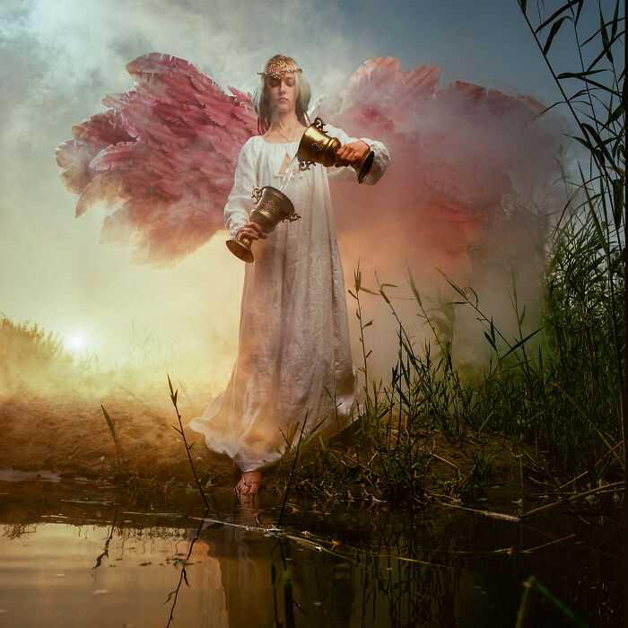 We Created A Handmade Deck On The 78 Arcana Tarot And Filmed Them With A Camera (8 Pics)