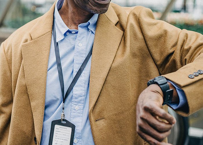 Employee Drives Management Nuts With His Malicious Compliance For 11 Years After He Got Disciplined For Being 22 Seconds Late Once Employee Drives Management Nuts With His Malicious Compliance For 11 Years After He Got Disciplined For Being 22 Seconds Late Once