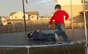 Entitled Woman Doesn't Understand How Private Property Works, Calls Police On Neighbor After She Won't Let Her Kids Play In Her Yard