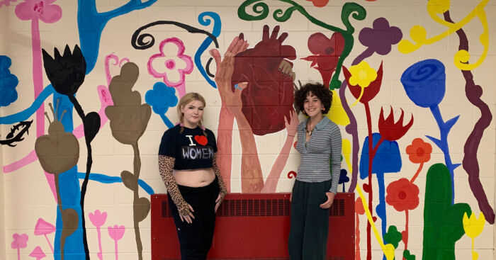 Students’ Mural Can Make Change Happen (4 Pics)