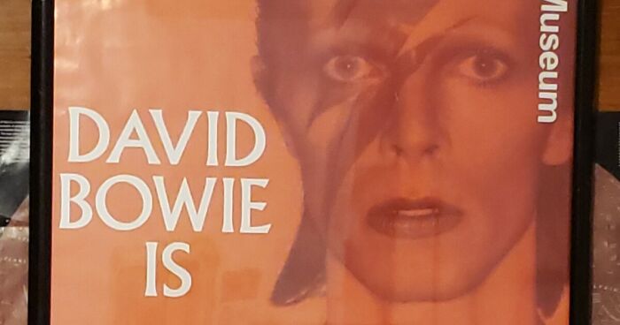 Hey Pandas, Post A Picture Of The Coolest Thing You’ve Got In Your Room (Closed)