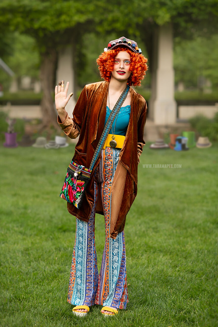 Modern Alice: I Photographed People As Alice In Wonderland Characters Hanging Out In The Modern World (23 Pics)