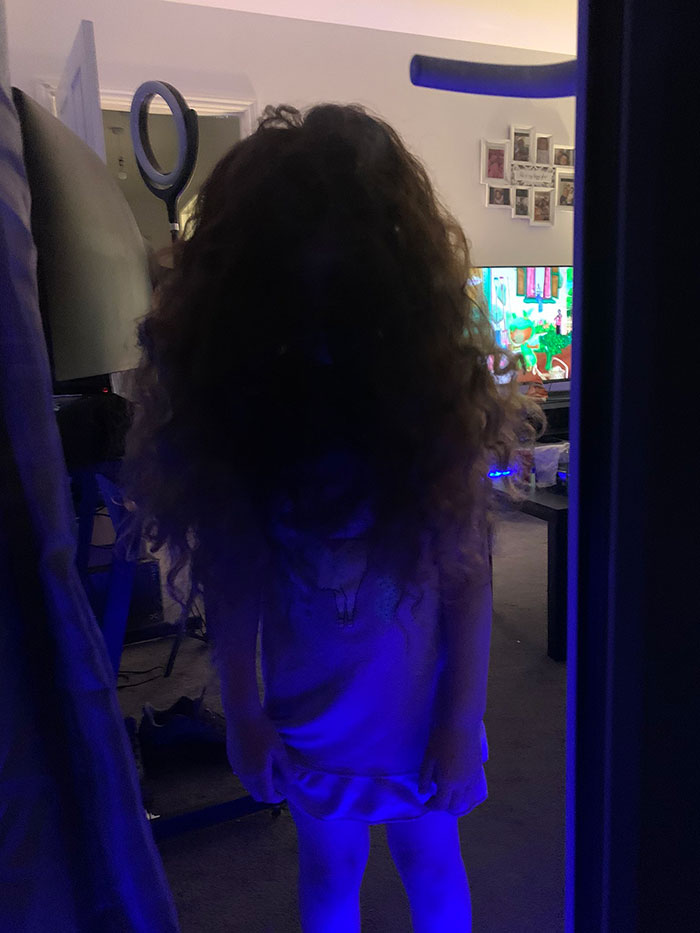 A Little Bit Creepy When Your 6-Year-Old Comes To The Back Door Like This