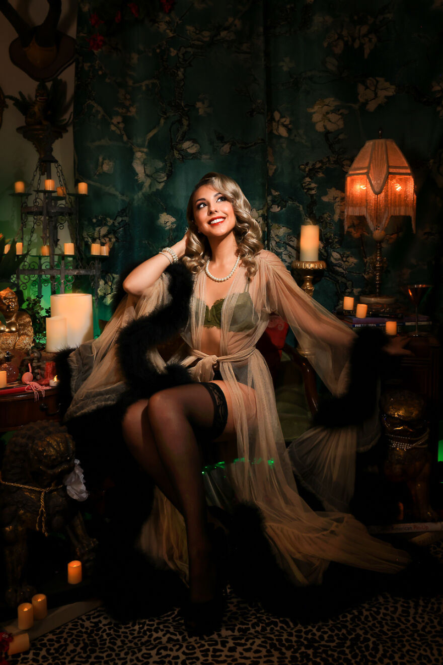 Celebrating Mom's At Victory Fotos With Pin UPS, Boudoir And Burlesque Fun! Celebrating Mom's At Victory Fotos With Pin UPS, Boudoir And Burlesque Fun!