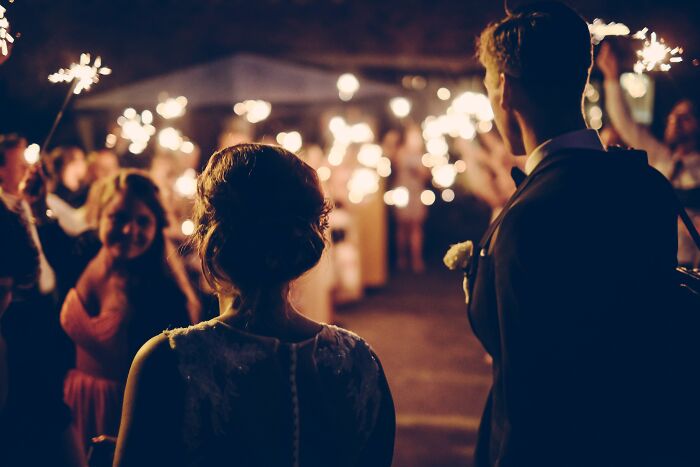 20 Terribles invitados de boda que los novios desearían desinvitar