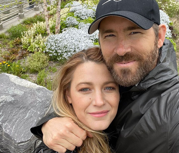Ryan Reynolds' Reaction To His Wife's Dress Transformation At The Met Gala 2022 Is Melting People's Hearts Ryan Reynolds' Reaction To His Wife's Dress Transformation At The Met Gala 2022 Is Melting People's Hearts