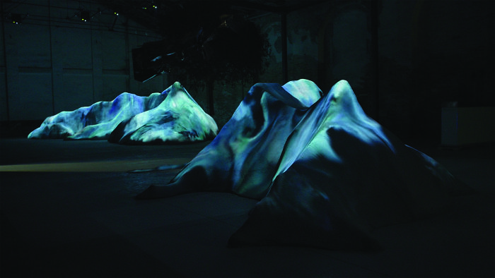 A 21-Meter-Long Sculpture Was Filled With Floating Motion Graphics Emerging From The Ai (10 Pics)