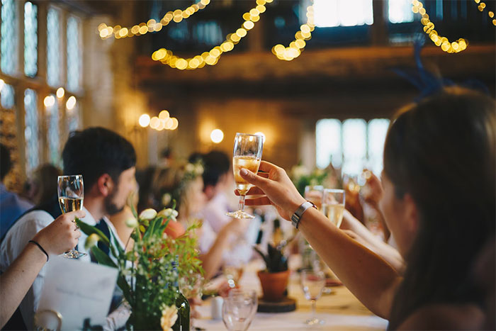 35 People Share What They Hate Seeing At Weddings