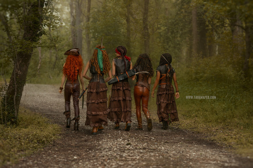 The Lost Girls (19 Pics) The Lost Girls (19 Pics)