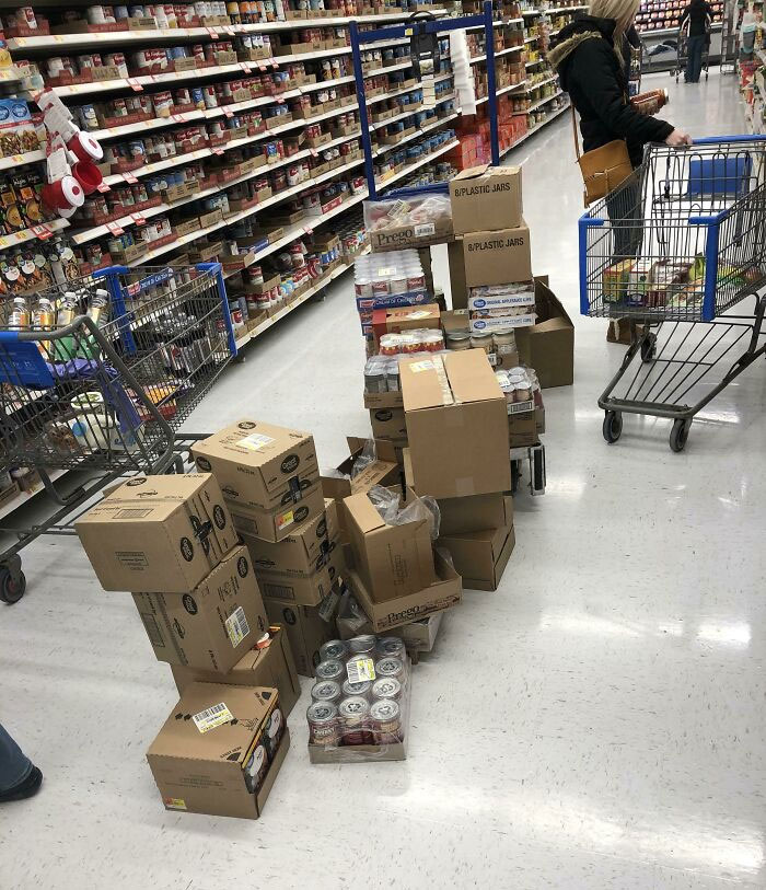 Coworker Got Mad Working In The Soup Aisle So They Just Left Their Stuff And Clocked Out