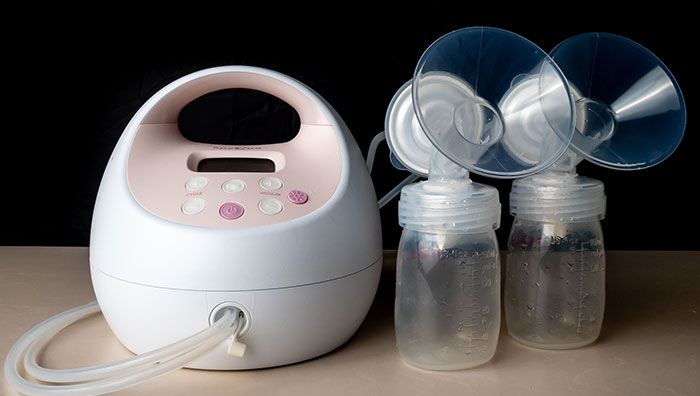 Employee Informs Meeting's Lead She's Using A Breast Pump And Won't Turn On Her Camera But They Insist So She Maliciously Complies Employee Informs Meeting's Lead She's Using A Breast Pump And Won't Turn On Her Camera But They Insist So She Maliciously Complies