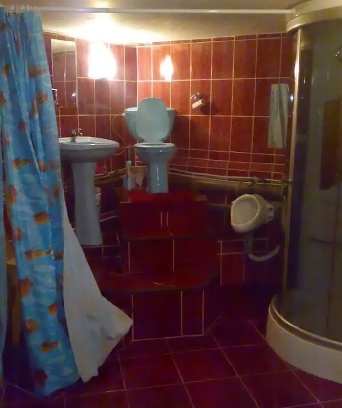 Almighty Toilet Throne