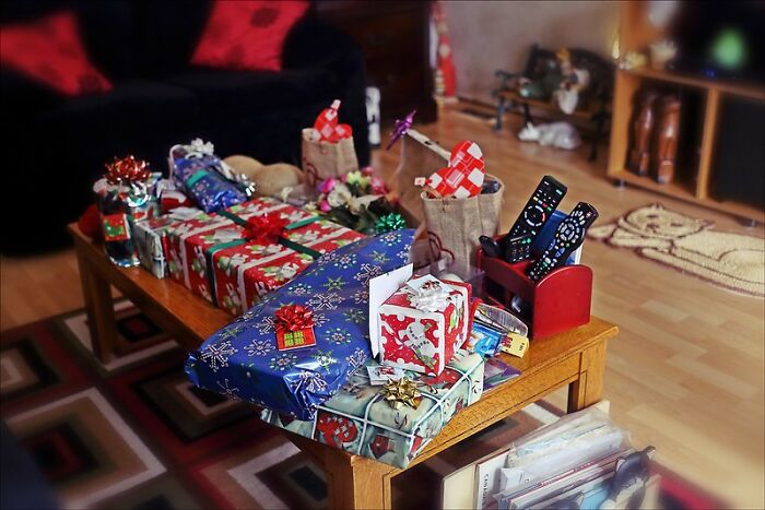 Intercambiar regalos de navidad excluyendo al anfitrión