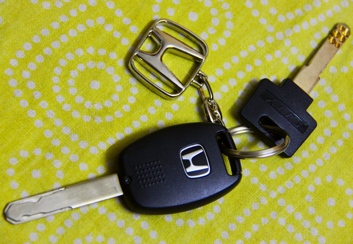 Husband Sells His Car To Fund His Brother’s Wedding, Wife Calls The Police On Him When He Takes Her Car As She Made It Clear It Was “Off Limits” Husband Sells His Car To Fund His Brother’s Wedding, Wife Calls The Police On Him When He Takes Her Car As She Made It Clear It Was “Off Limits”