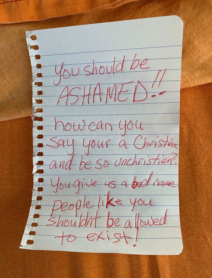 30 Of The Most Startling Windshield Notes Folks Have Ever Found, As Shared In This Online Community