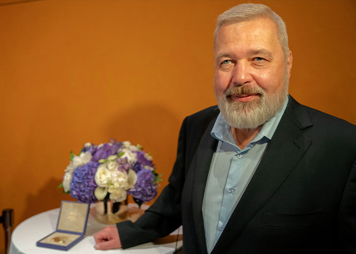 Russian Journalist Dmitry Muratov Puts His Nobel Peace Prize Up At Auction In Order To Donate To Ukrainian Kids In Refuge, Gets A $103.5M Offer Russian Journalist Dmitry Muratov Puts His Nobel Peace Prize Up At Auction In Order To Donate To Ukrainian Kids In Refuge, Gets A $103.5M Offer