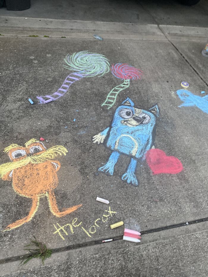 The Littles Like When I “Chalk”.