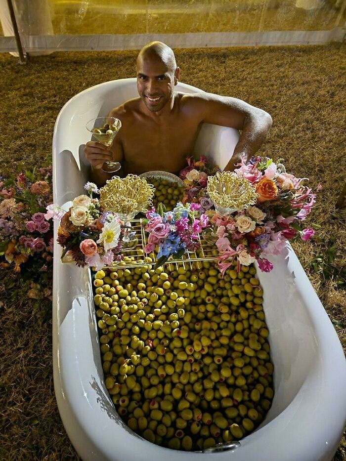 My Friend Went To A Wedding Where They Had A Guy Handing Out Martini Olives In A Bathtub Full Of Olives