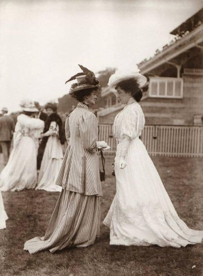1908 Fashion Captured By Horace W. Nicholls.