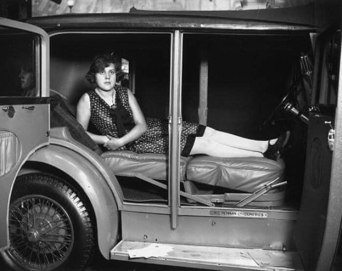 A Camping Car At The Motor Show, Olympia, Showing How The Inside Can Be Adjusted To Make A Bed. Built By A. C. Penman Ltd Of Dumfries. 17th October 1929.