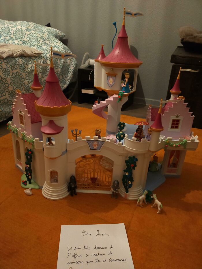 When I Was 6, I Asked For A Toy Princess Castle But My Parents Refused Because I Was A Boy. 10 Years Later, As A Sign Of Acceptance For Who I Am They Gifted Me The Exact Same Castle